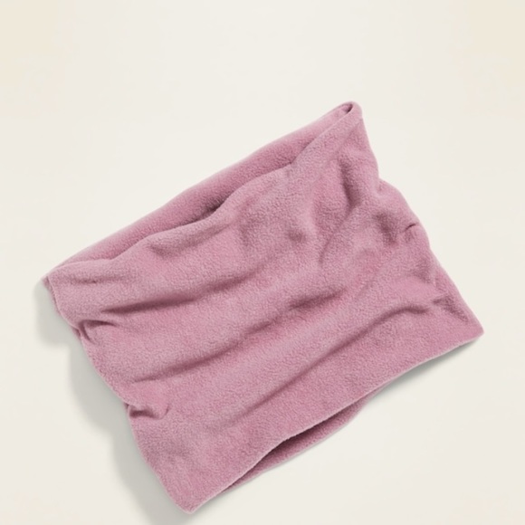 NWT Old navy Performance fleece scarf for women Color Misty-dawn - Picture 2 of 2